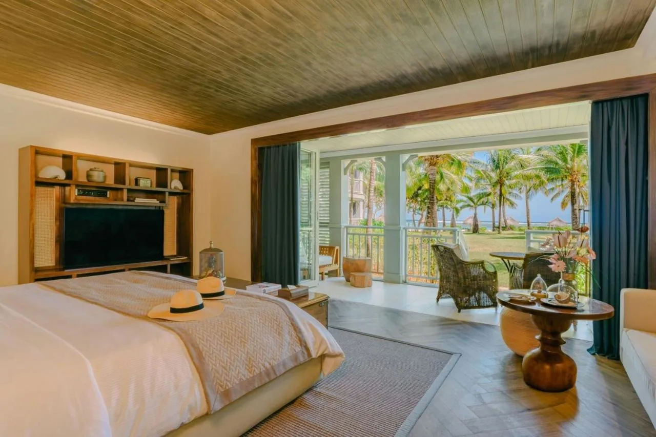 JW Marriott Mauritius Resort Hotel slide-3