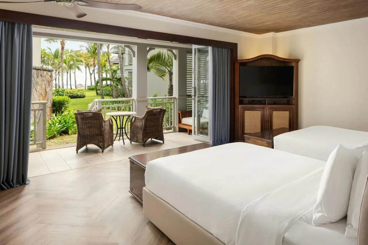 JW Marriott Mauritius Resort Hotel slide-4