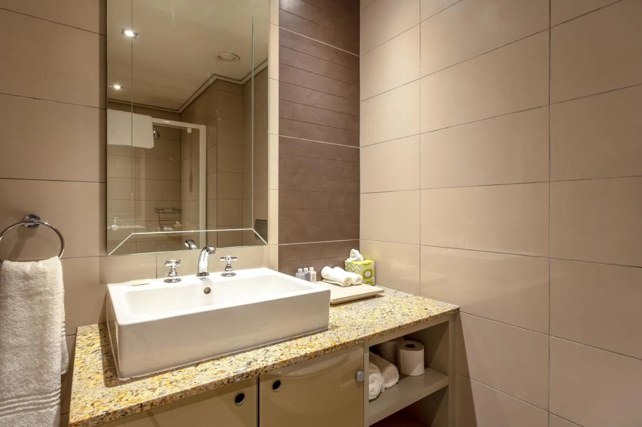 The Cape Royale Luxury Suites slide-3