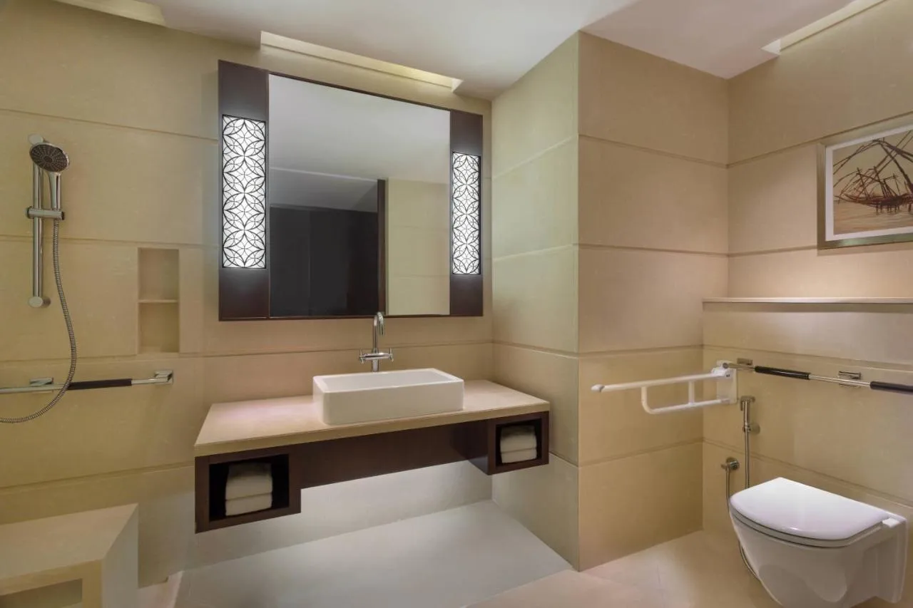 Kochi Marriott hotel slide-4