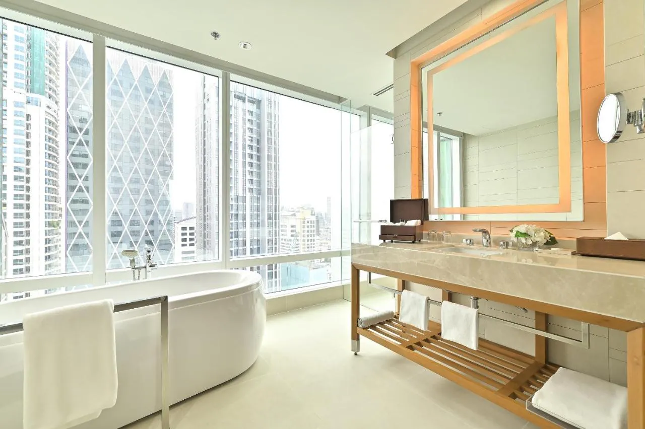 Eastin Grand Hotel Sathorn-1