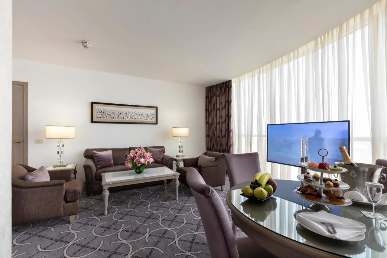 Gefinor Rotana Hotel-2