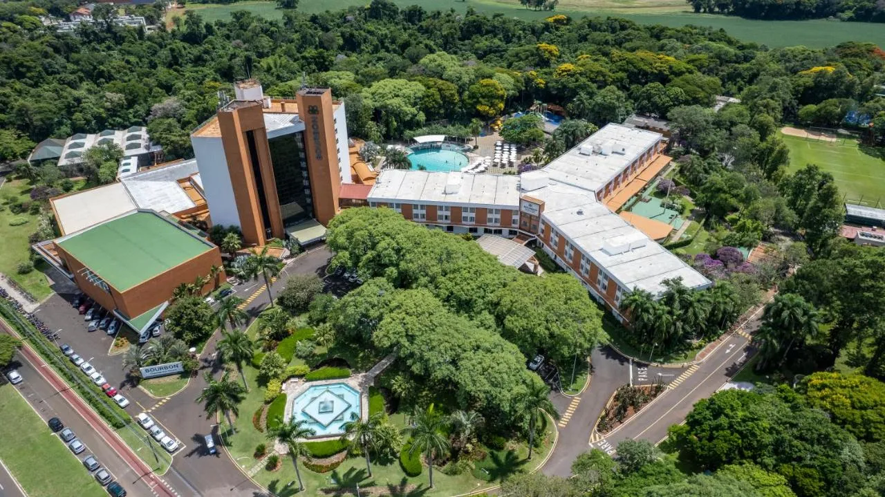 Bourbon Cataratas Convention & Spa Resort slide-4