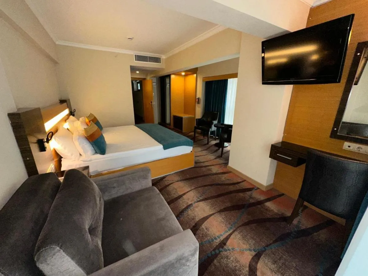 Hotel Ilayda-1