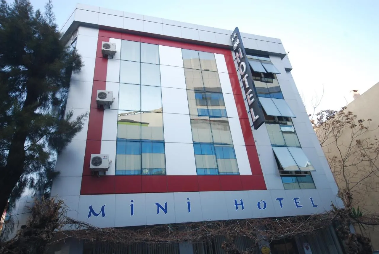 Mini Hotel slide-5