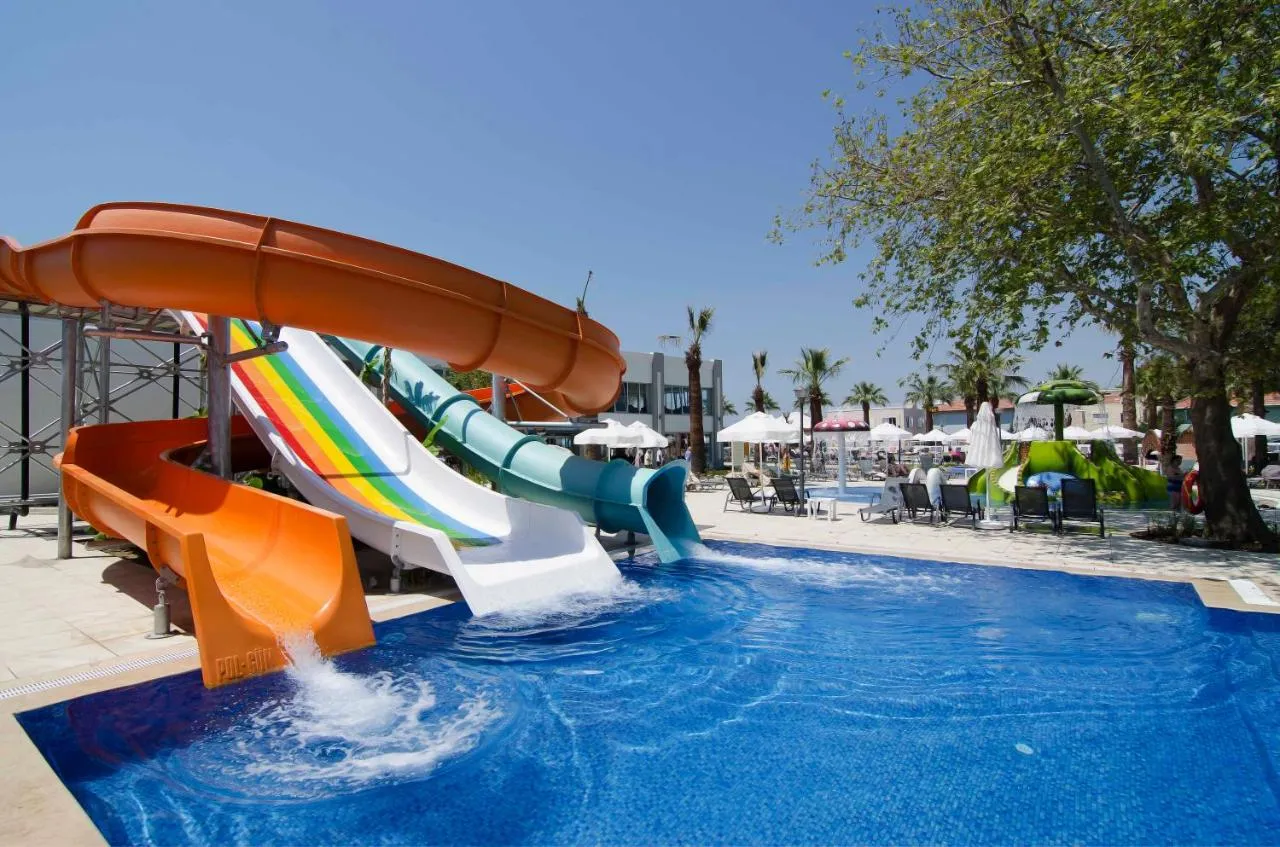 Palm Wings Beach Resort & Spa slide-4