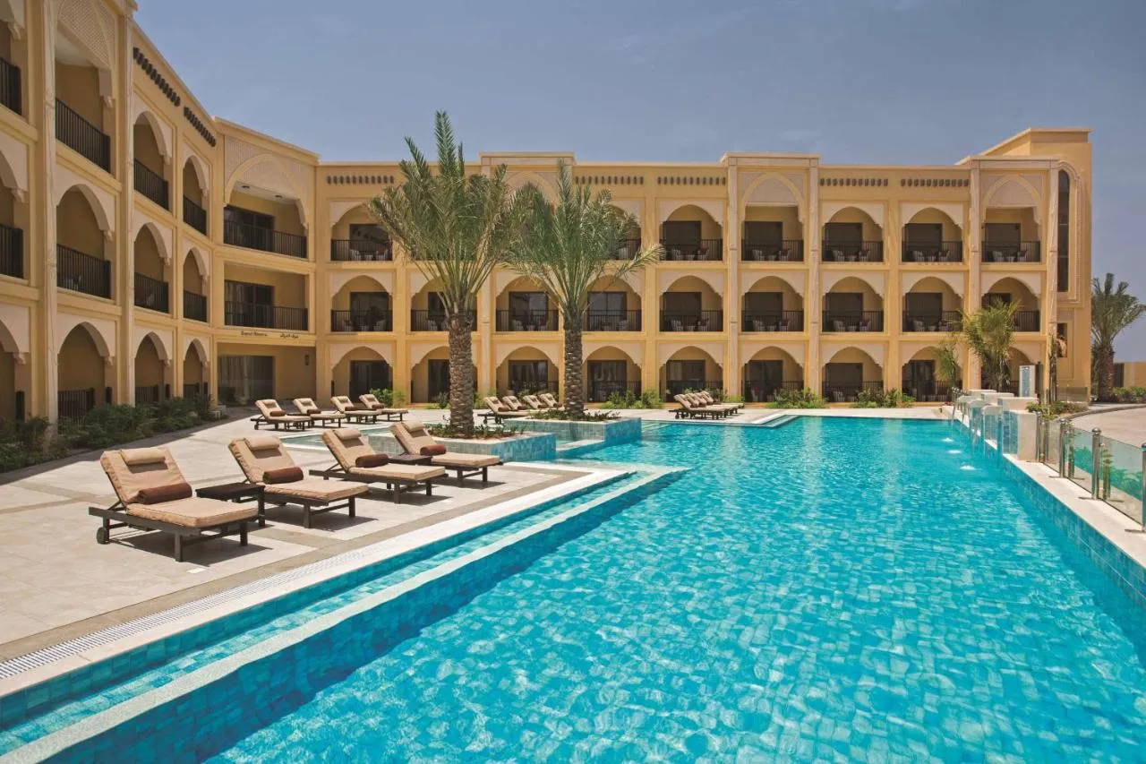 DoubleTree by Hilton Resort & Spa Marjan Island slide-4