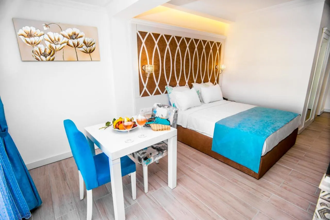 Ocean Blue High Class Hotel slide-5
