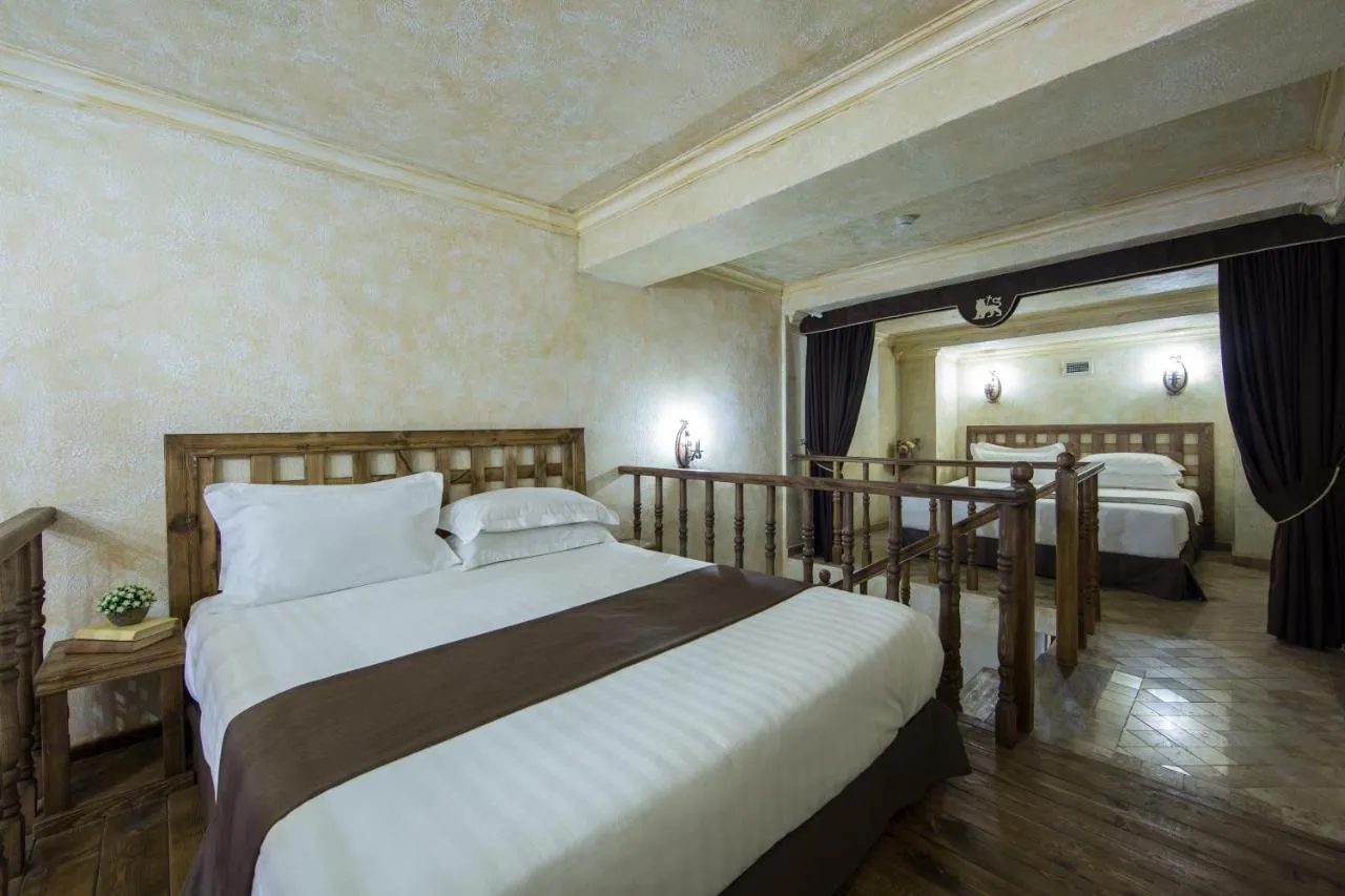 Caucasus Hotel slide-5