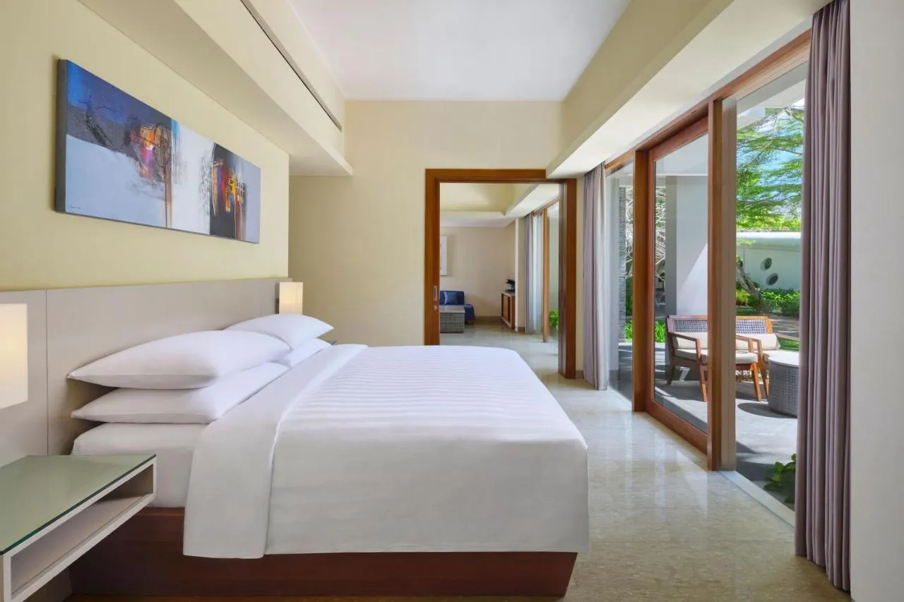 Courtyard by Marriott Bali Nusa Dua Resort slide-4