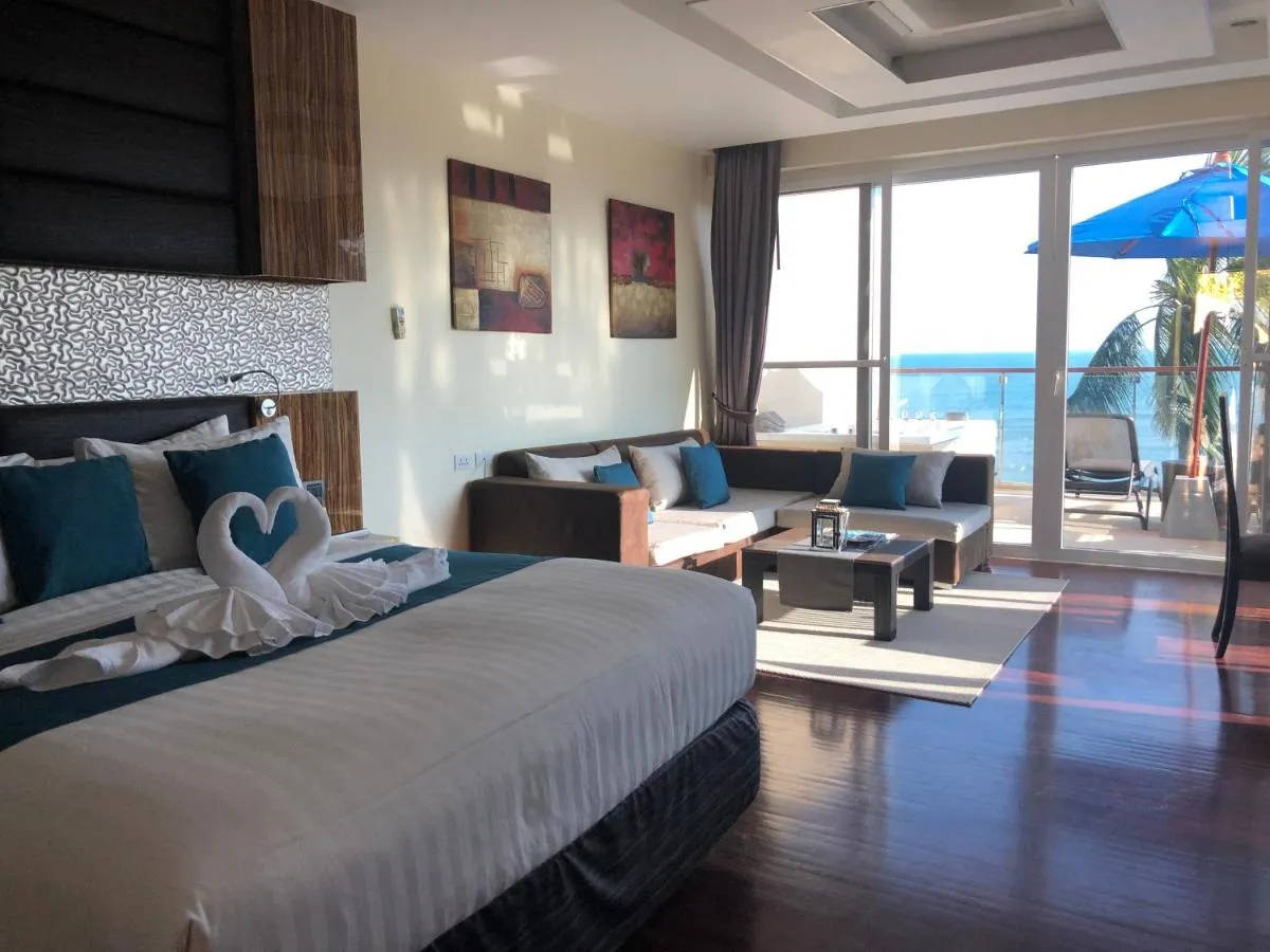 Royal Beach Boutique Resort slide-5