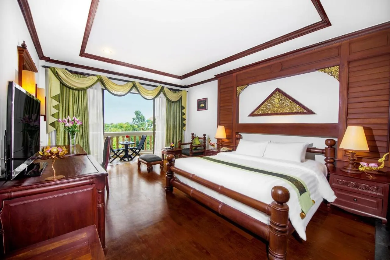 Borei Angkor Resort & Spa slide-3