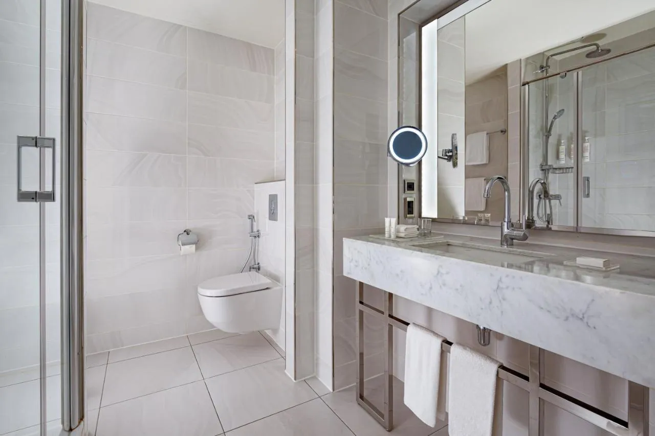 Baku Marriott Hotel Boulevard-1