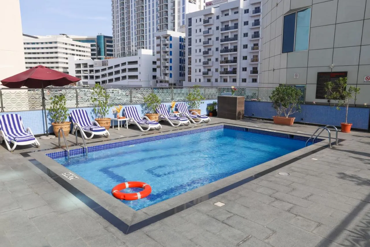 Omega Hotel slide-3