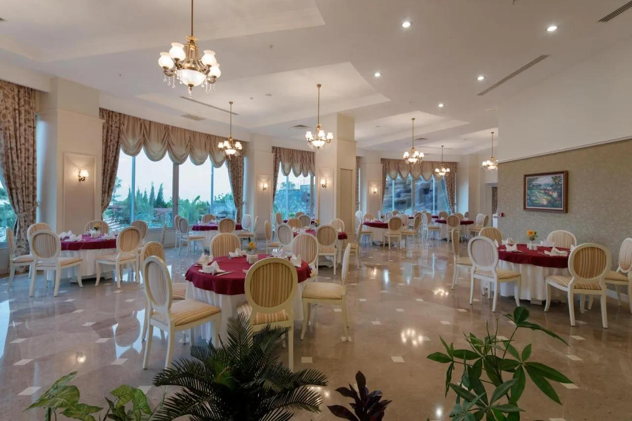 Saphir Resort & Spa hotel slide-4