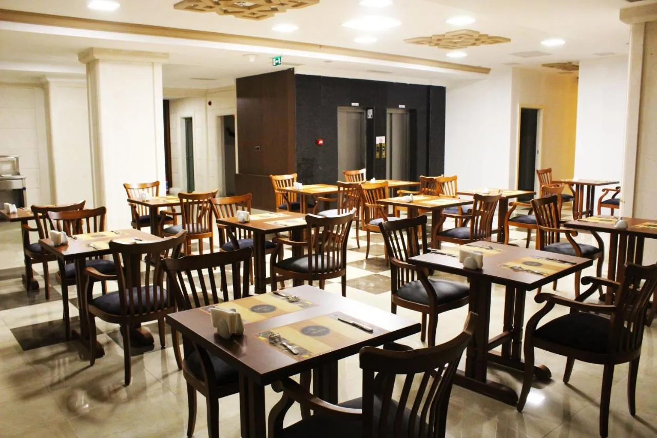 Safa Royal Museum Hotel-1