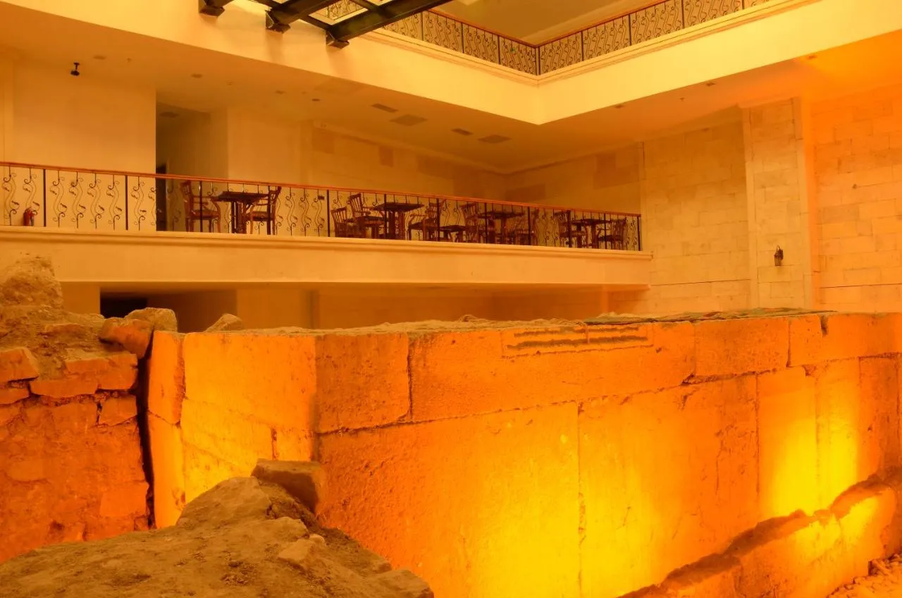 Safa Royal Museum Hotel slide-3