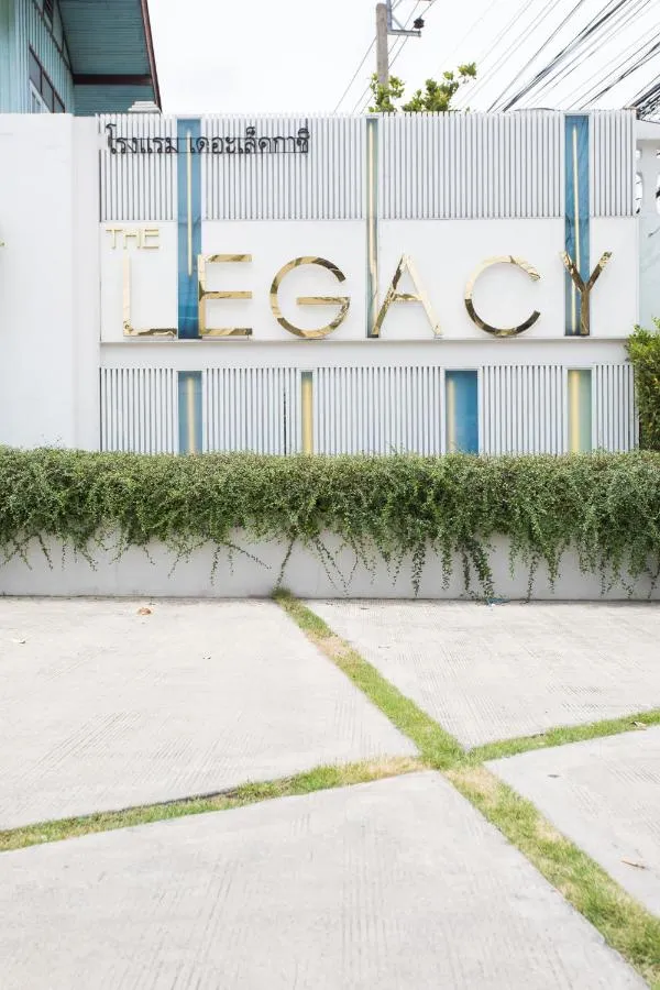 The Legacy Hotel slide-3