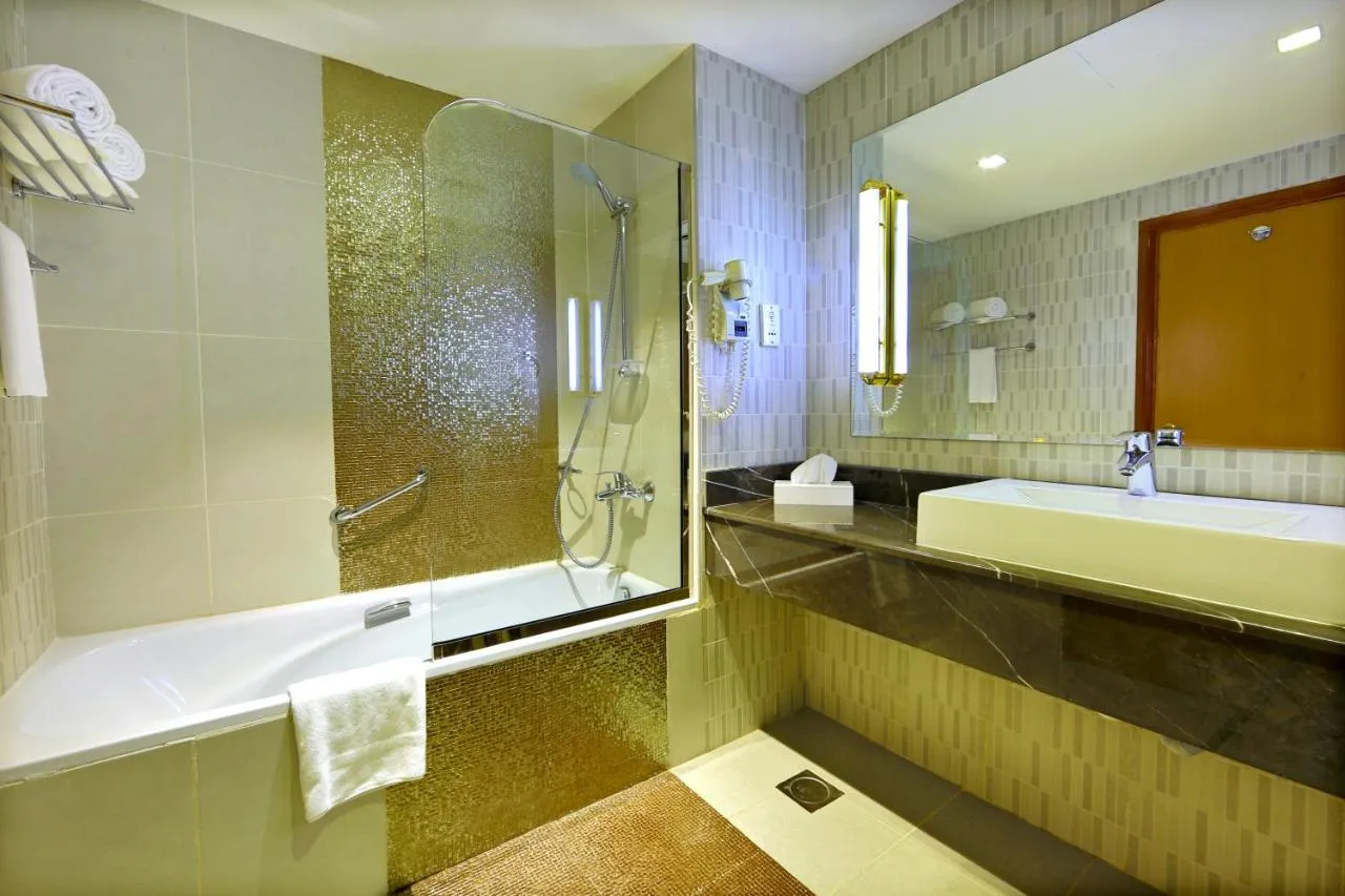 Vision Imperial Hotel slide-5