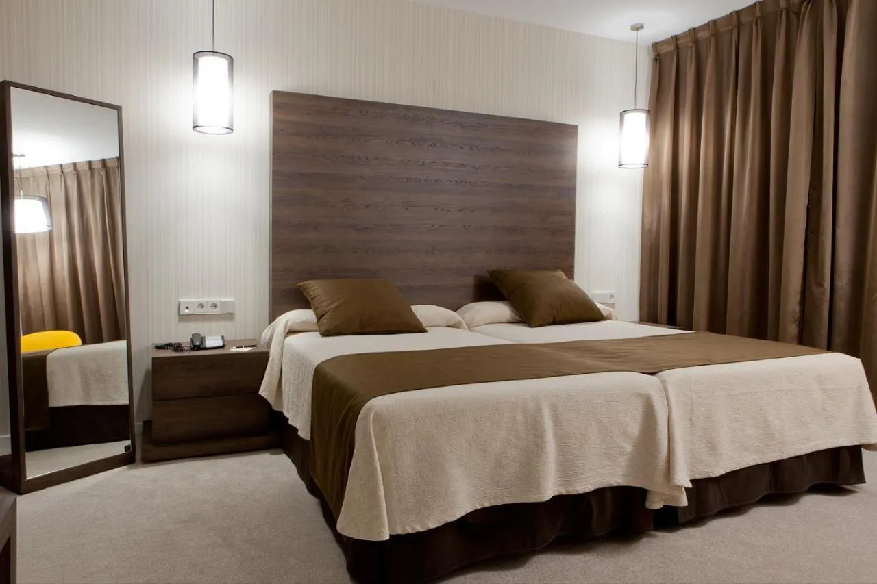 Hotel Liabeny-1