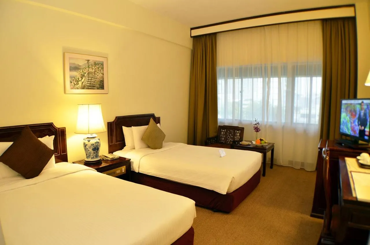 Grand Pacific Hotel-2