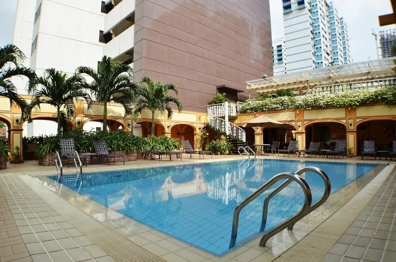 Grand Pacific Hotel slide-4