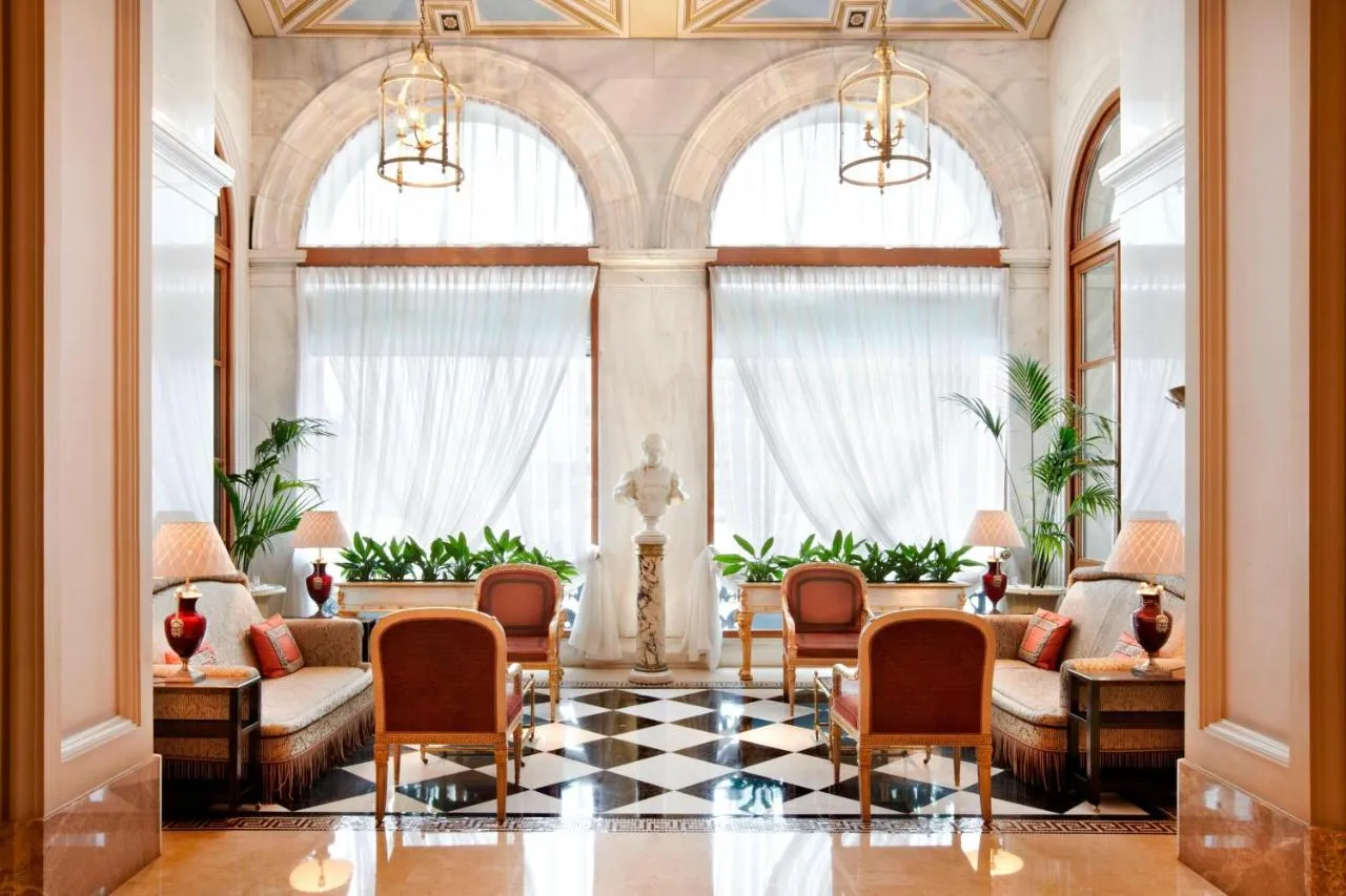 Hotel Grande Bretagne, A Luxury Collection Hotel slide-4
