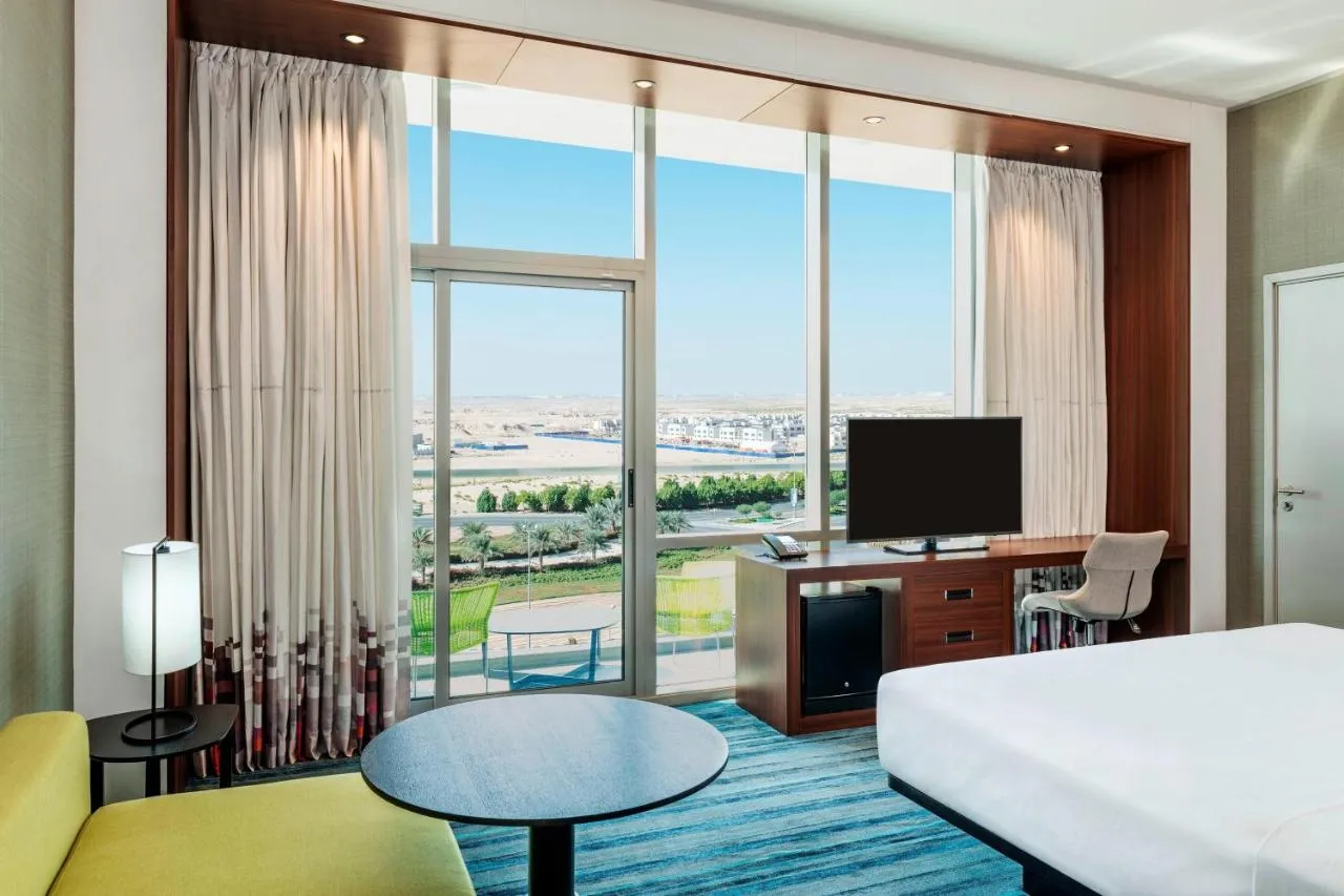 Aloft Dubai South slide-3