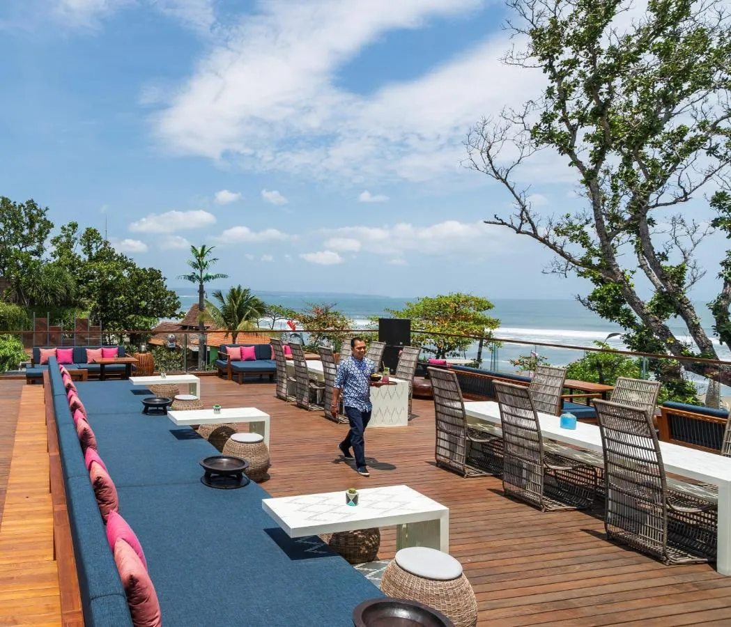 Hotel Indigo Bali Seminyak Beach slide-4