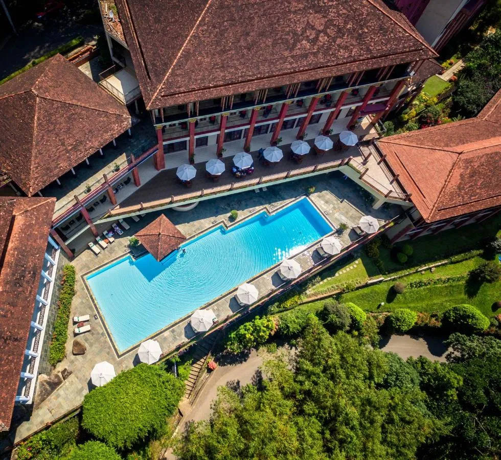 Amaya Hills hotel slide-3