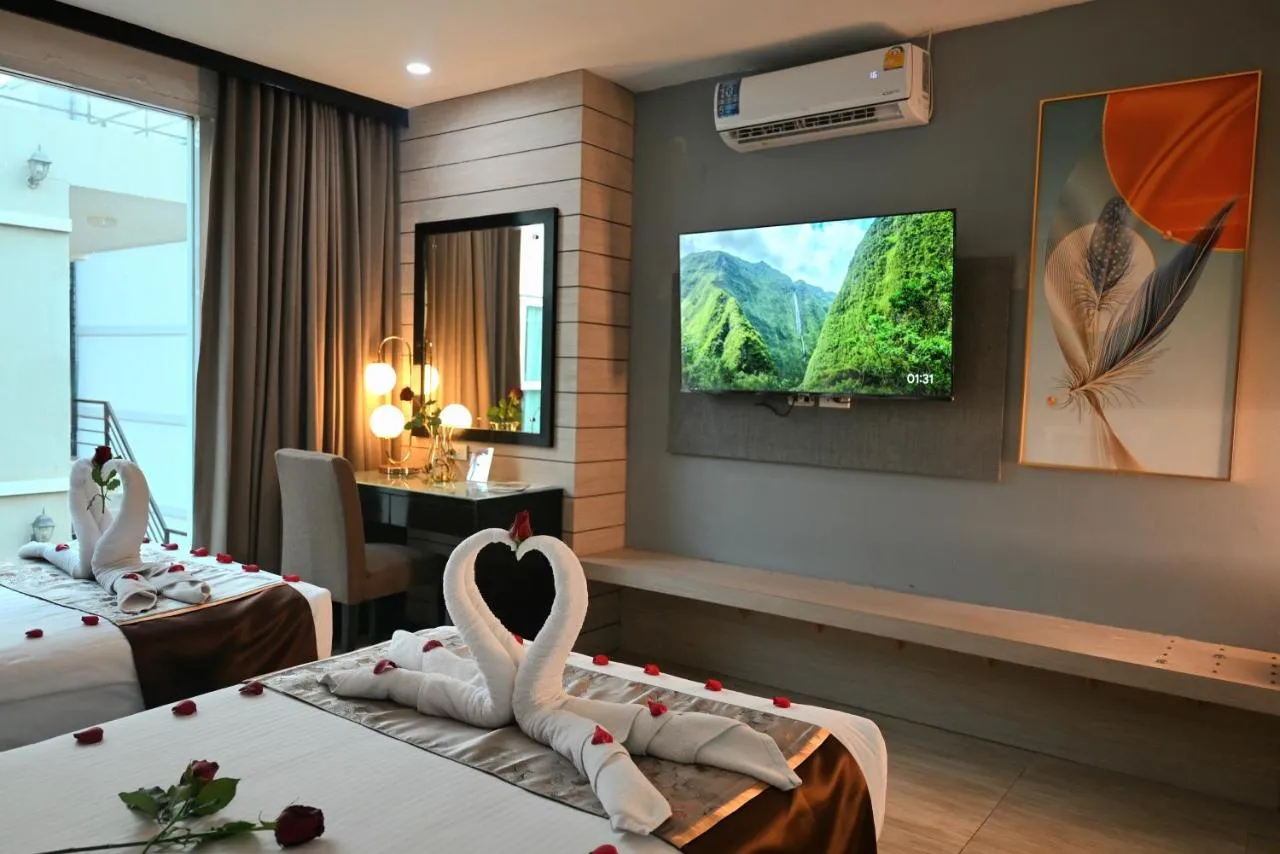 Boss Suites Nana hotel slide-3
