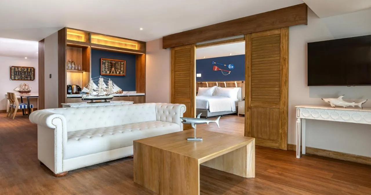 Ocean Marina Yacht Club Hotel-1