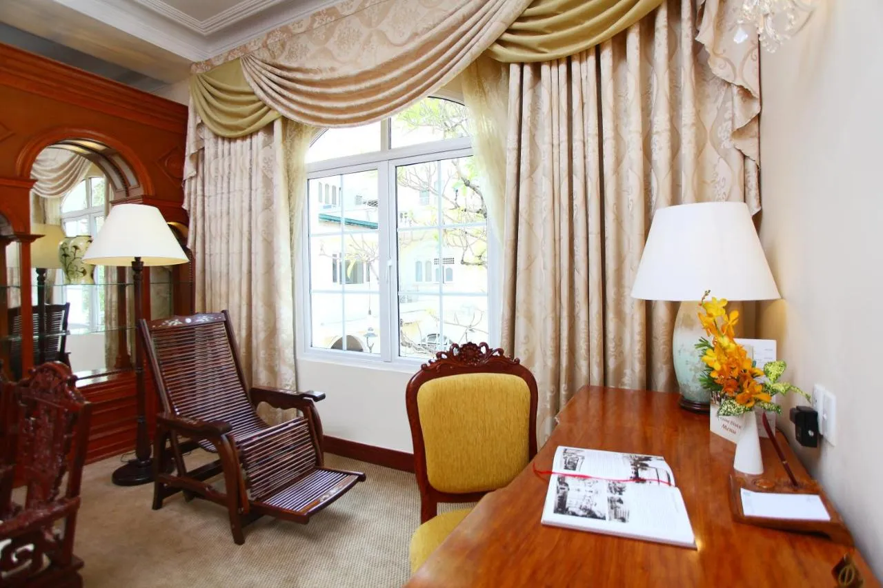 Continental Saigon hotel slide-5