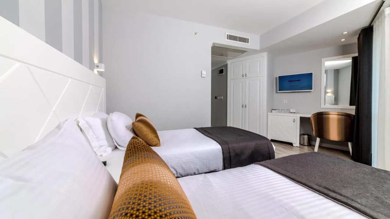 Motto Premium Hotel&Spa slide-3