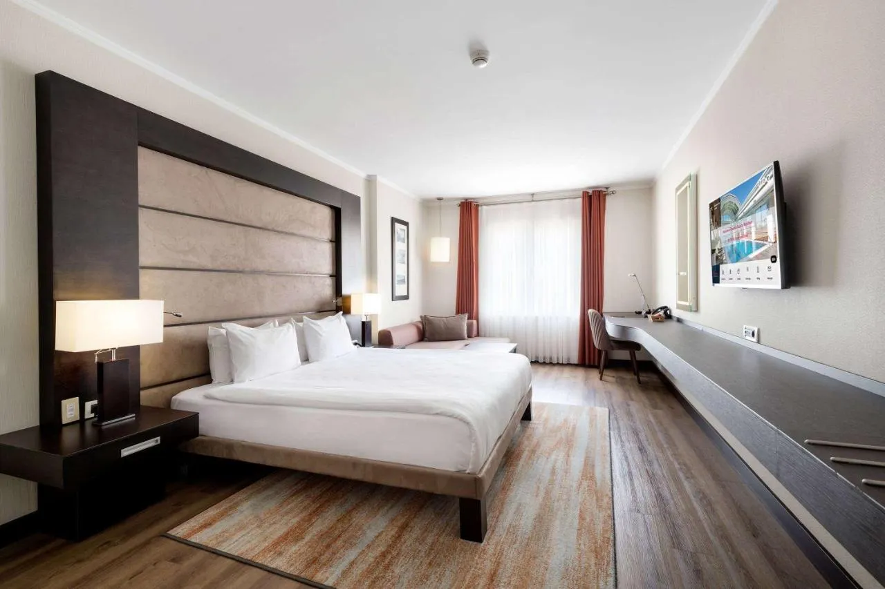 Ramada Plaza By Wyndham Istanbul City Center slide-4
