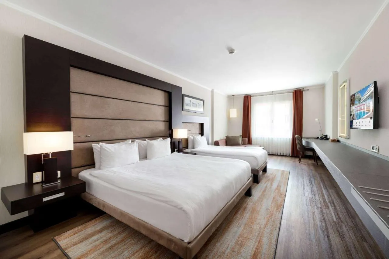 Ramada Plaza By Wyndham Istanbul City Center slide-5