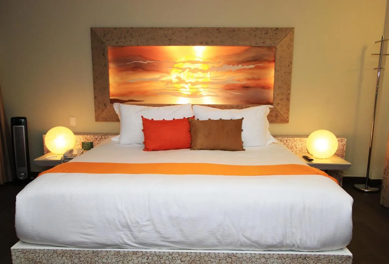 Plaza Gallery Hotel Boutique-1