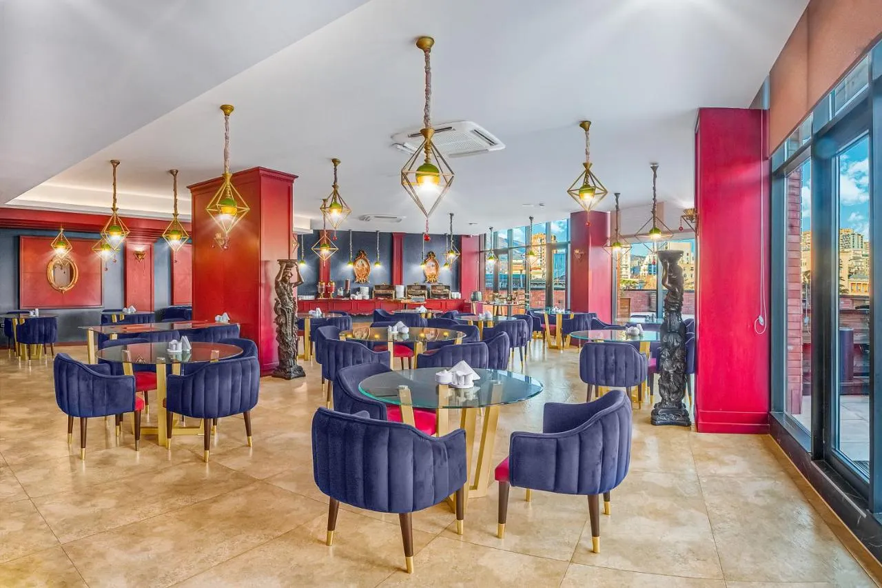 Denis hotel-1