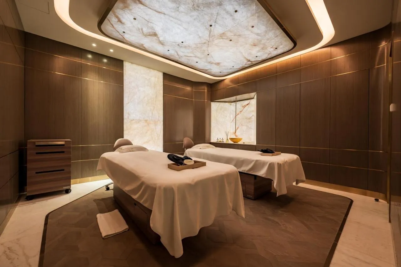 FIVE LUXE JBR-2