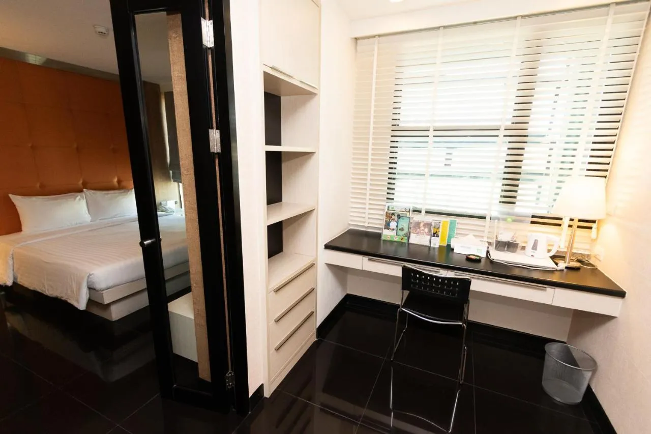 ibis Styles Chiang Mai slide-5