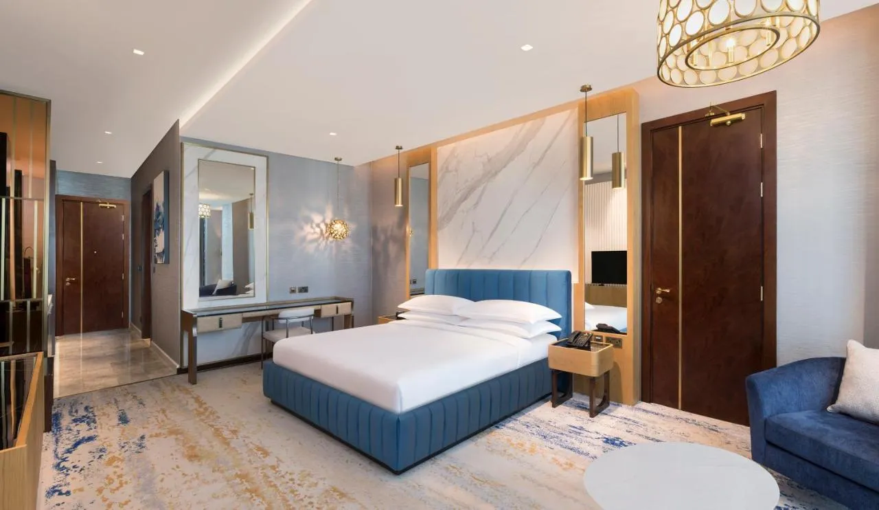 Velero Hotel Doha Lusail slide-3
