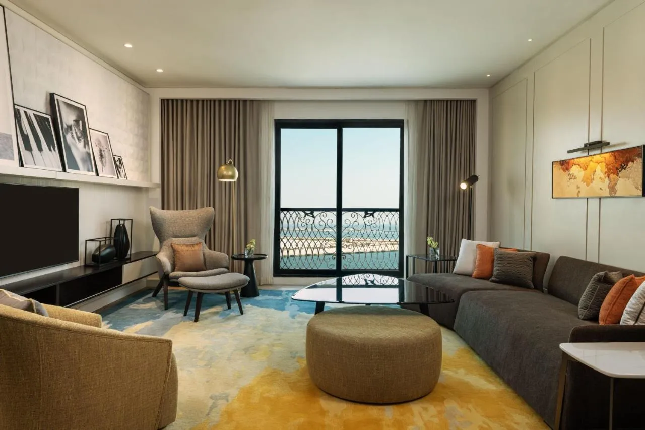Le Royal Meridien Doha slide-4