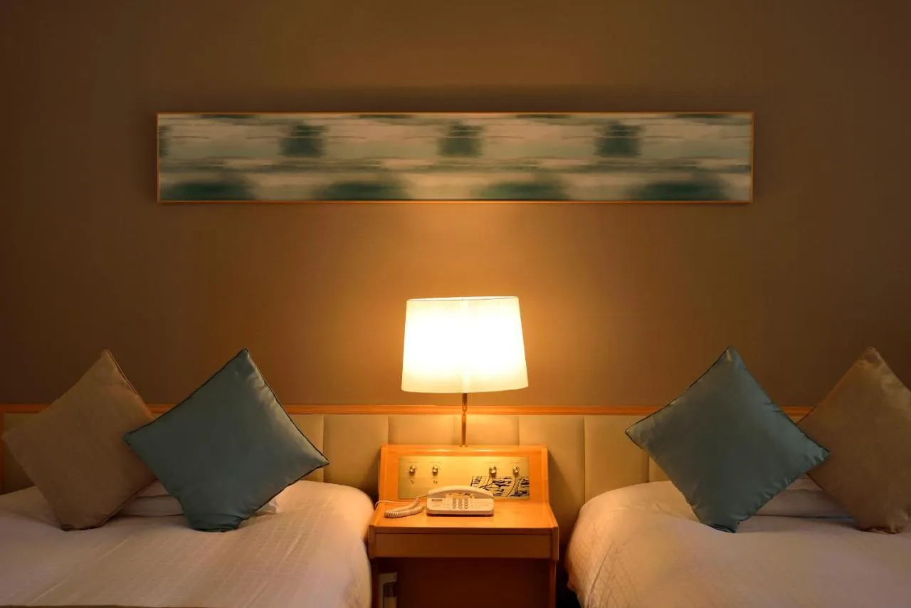 The Prince Hakone Lake hotel slide-4