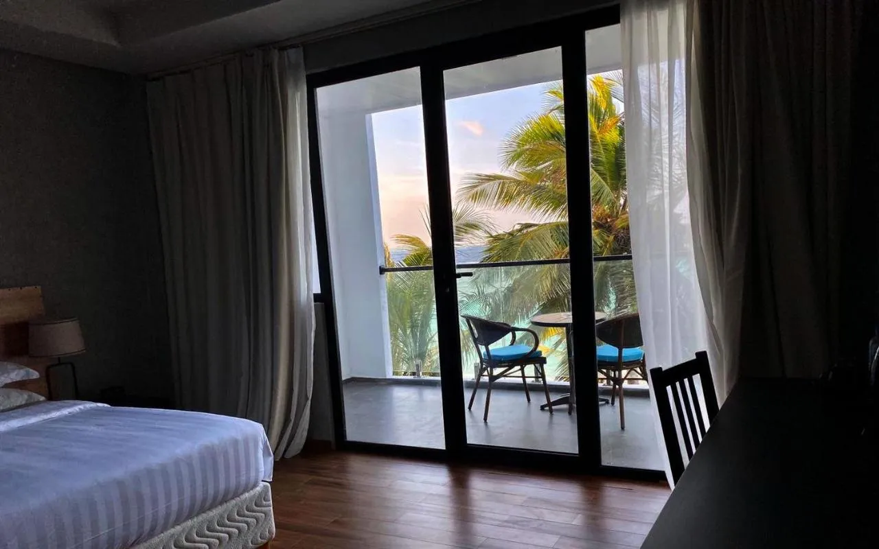 Plumeria Maldives Hotel slide-3