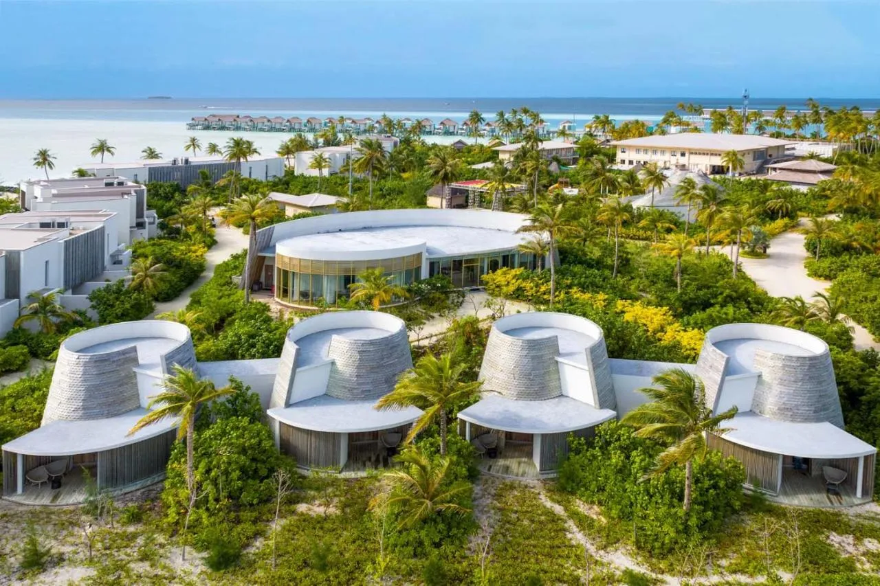 Hard Rock Hotel Maldives slide-3