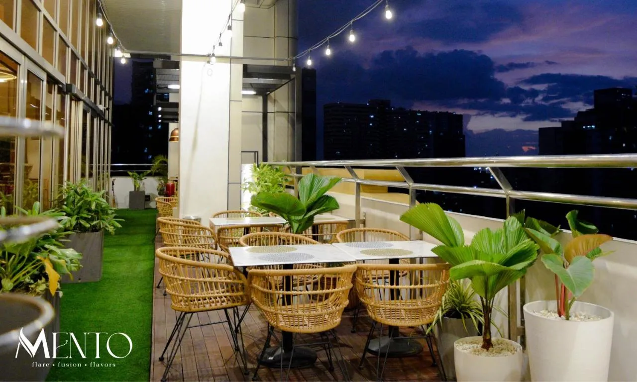 Ramada by Wyndham Manila Central slide-3