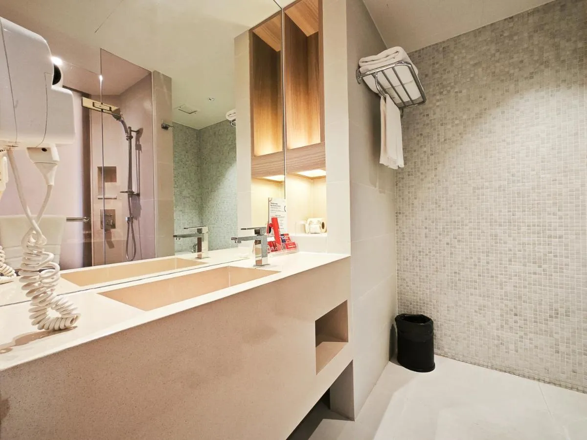 Citrus Sukhumvit 13 Nana Bangkok by Compass Hospitality slide-3