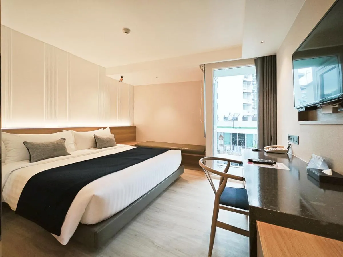 Citrus Sukhumvit 13 Nana Bangkok by Compass Hospitality slide-4