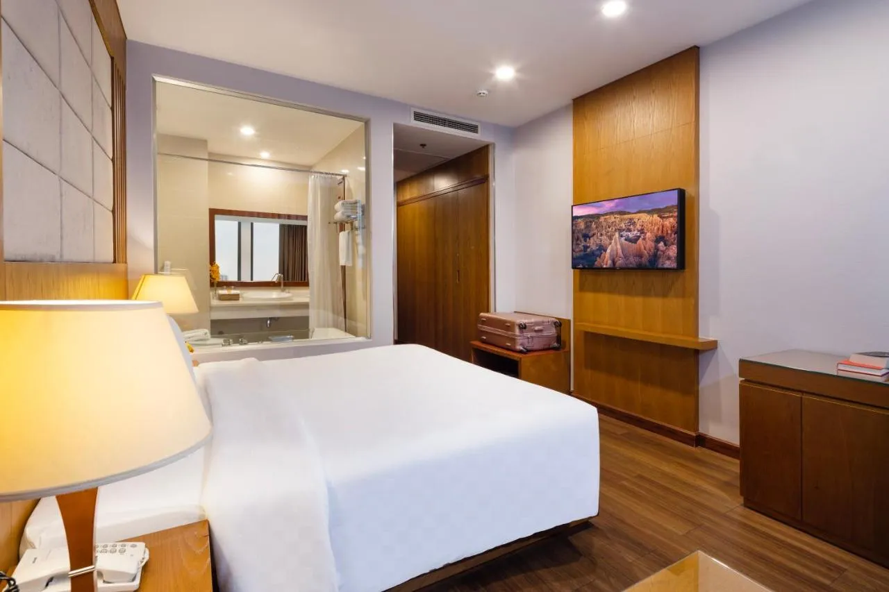 EdenStar Saigon Hotel & Spa-1