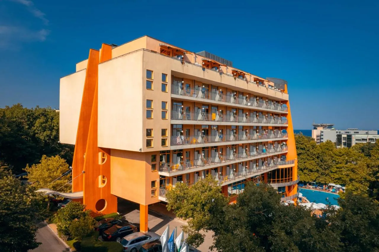Atlas Hotel slide-5